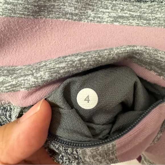 Lululemon Race Your Pace Long Sleeve Triplet Twin Stripe Women Size 4 - Picture 10 of 10
